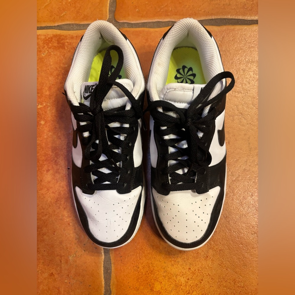 Nike Classic Black and White Athletic Shoes